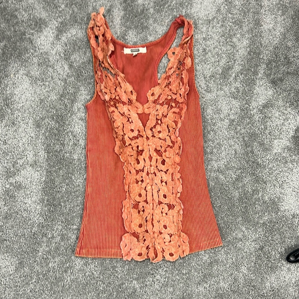 Buckle tank top